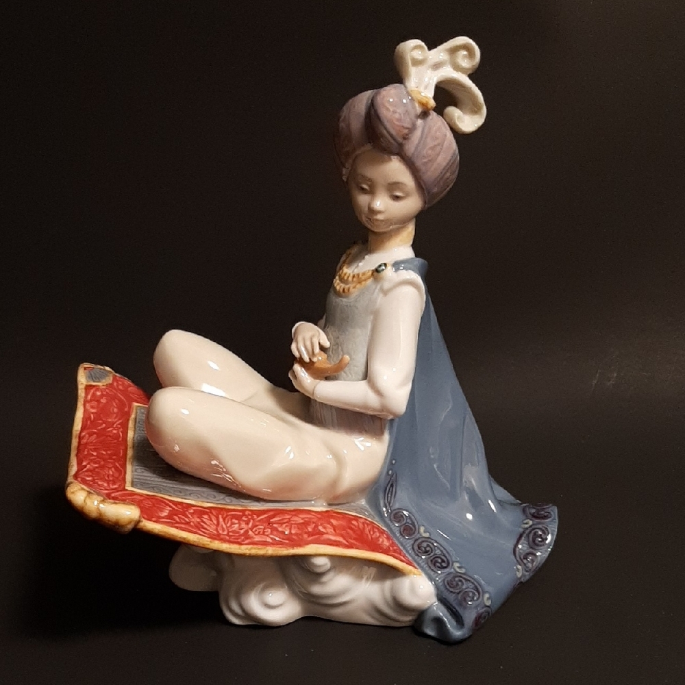 Lladro 8532 Aladdin -Brand New Condition In It's Original Box